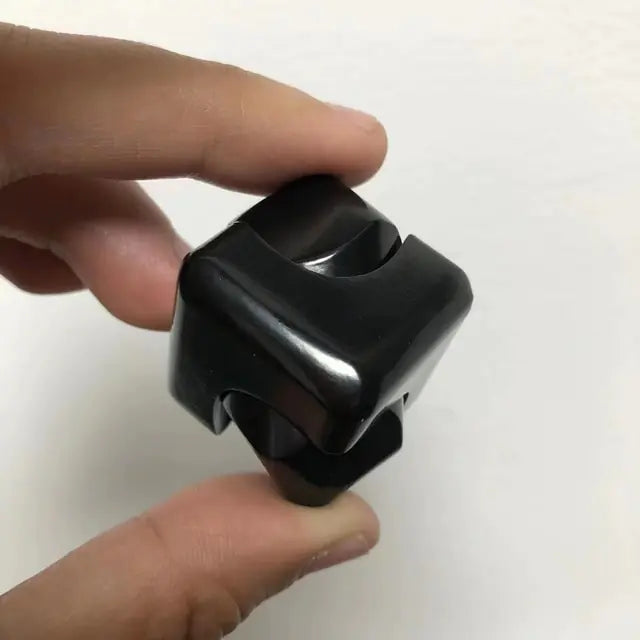 Spinning Top Dice Cube