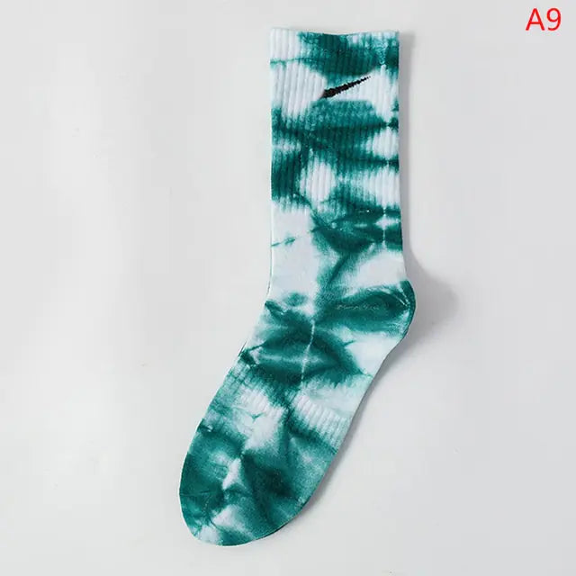 Women Tie-dye Middle Tube Socks